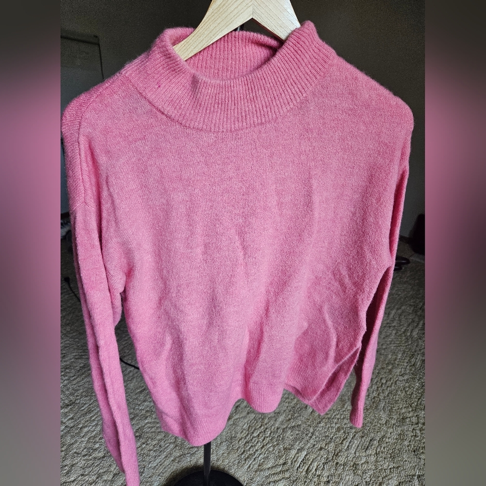 H&M Pink Tight Knit Sweater, Heavy, Warm, Turtleneck, Womens Size Small
